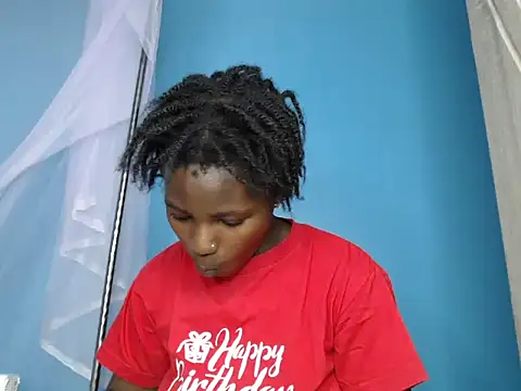 Snapshot of TrishaKalid chatting on 10/23/25, 09:08 TrishaKalid online show from 10/23/25, 09:08