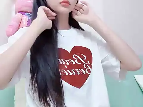 Snapshot of Virgo_686 chatting on 09/23/25, 01:25 Virgo 686 online show from 09/23/25, 01:25