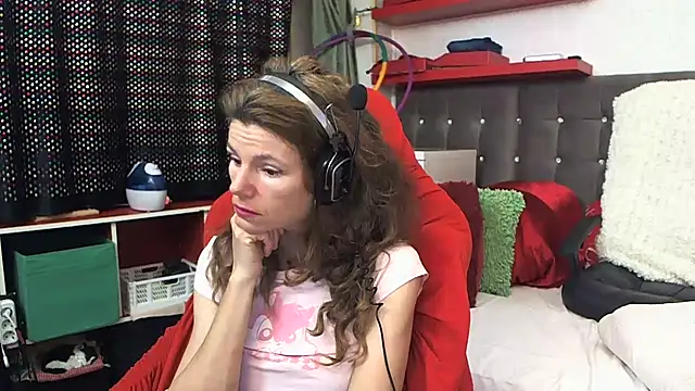 kellyterapy online show from 02/09/25, 01:00