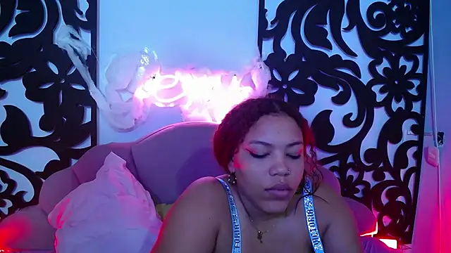 Snapshot of sexy_horny_brunette chatting on 10/29/25, 08:49 sexy horny brunette online show from 10/29/25, 08:49