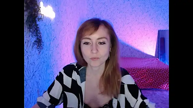 Snapshot of Athena_Richards chatting on 12/14/24, 03:36 Athena Richards online show from 12/14/24, 03:36
