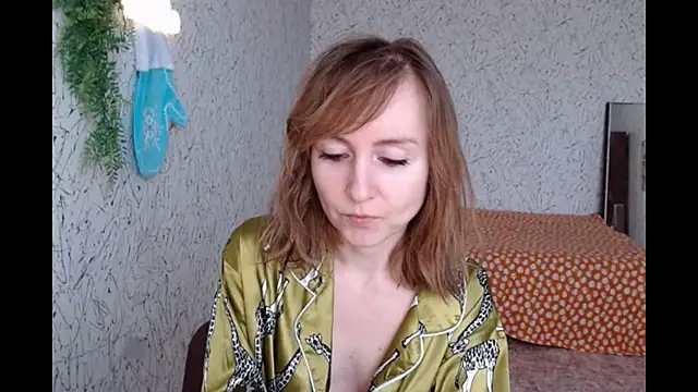 Snapshot of Athena_Richards chatting on 02/14/25, 10:49 Athena Richards online show from 02/14/25, 10:49