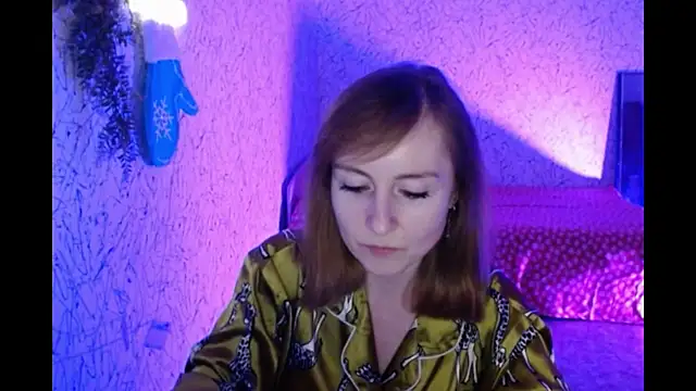 Snapshot of Athena_Richards chatting on 02/14/25, 03:15 Athena Richards online show from 02/14/25, 03:15
