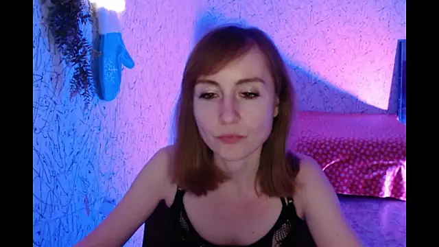 Snapshot of Athena_Richards chatting on 02/19/25, 03:38 Athena Richards online show from 02/19/25, 03:38