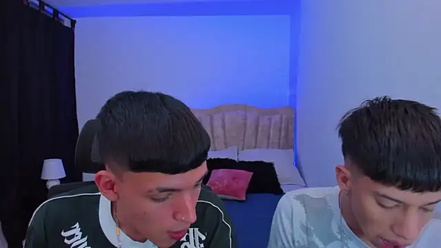 Juan Nd Steven online show from 10/08/25, 04:10