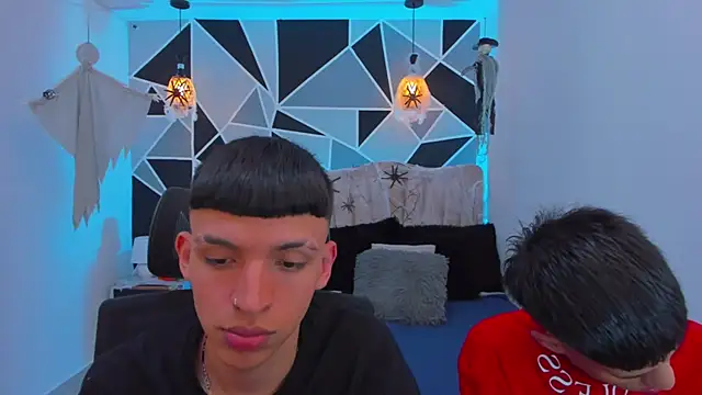 Juan Nd Steven online show from 10/31/25, 04:57