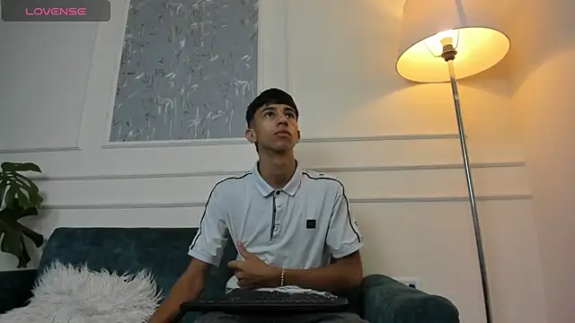 Lucian Davi online show from 02/03/25, 12:14