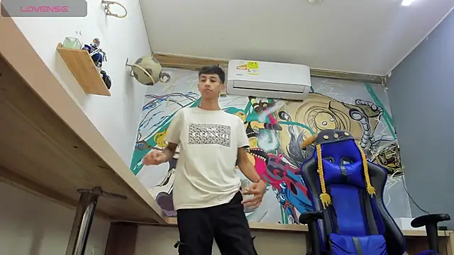 Lucian Davi online show from 02/05/25, 12:06