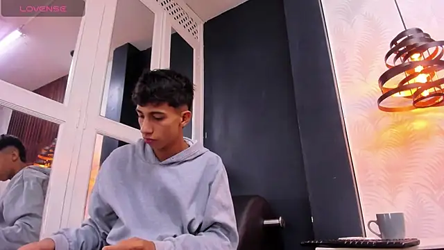 Lucian Davi online show from 02/10/25, 12:18
