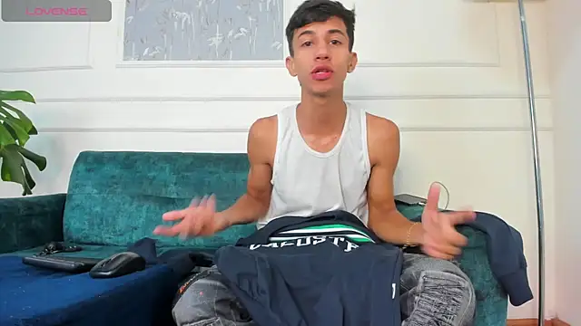 Lucian Davi online show from 03/01/25, 12:12