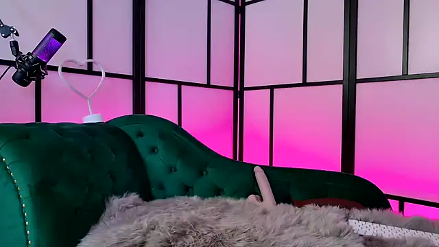 Allys secret online show from 03/06/25, 01:14