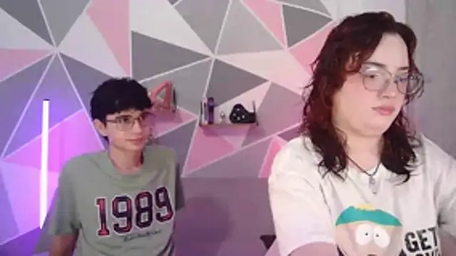 Snapshot of AndrewAnndCherry chatting on 11/29/25, 12:35 AndrewAnndCherry online show from 11/29/25, 12:35