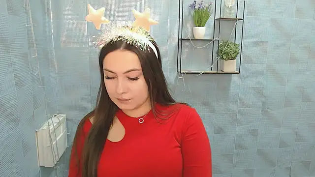 EmiliaTemi  online show from 12/06/24, 12:16