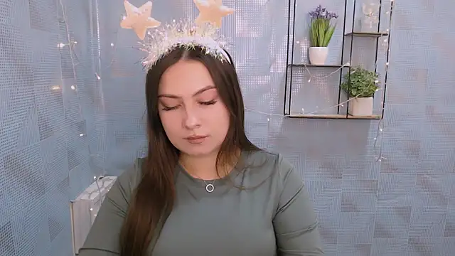 EmiliaTemi  online show from 12/24/24, 01:28