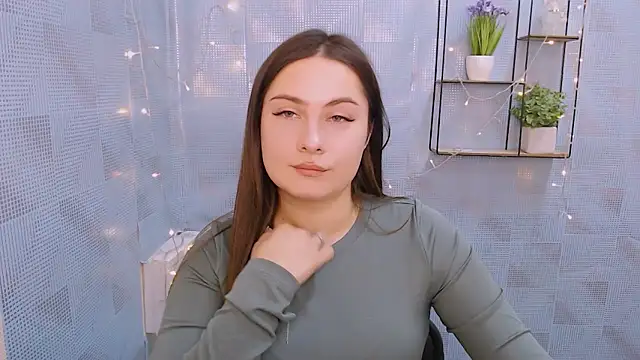 EmiliaTemi  online show from 01/02/25, 04:46