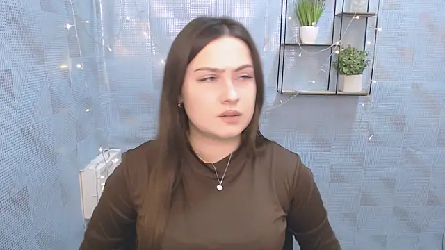 EmiliaTemi  online show from 01/18/25, 01:29