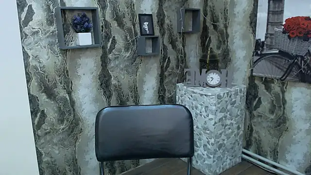 EmiliaTemi  online show from 01/23/25, 04:59