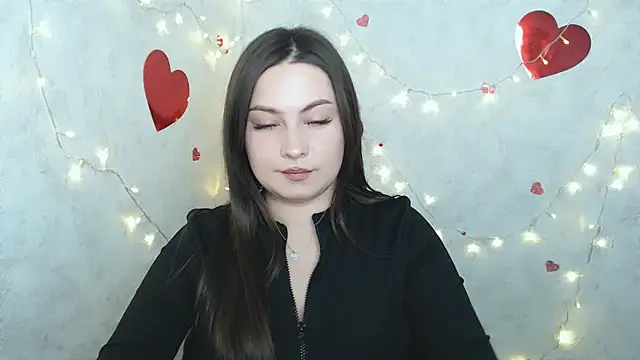 EmiliaTemi  online show from 03/18/25, 04:15
