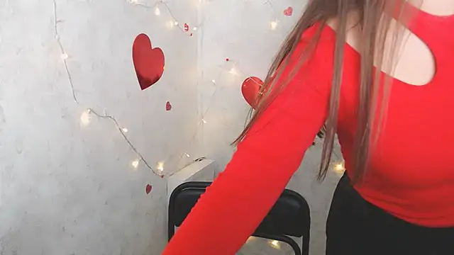 EmiliaTemi  online show from 03/21/25, 04:07