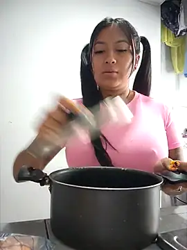 luisa16xxx online show from 10/11/25, 07:23