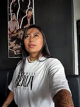luisa16xxx online show from 05/08/26, 07:52
