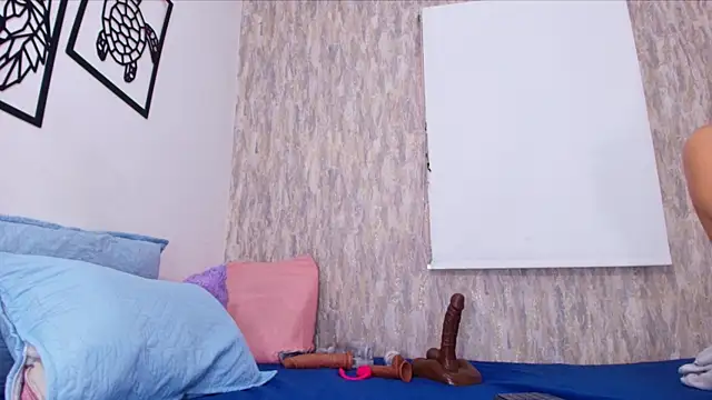 Snapshot of Brandhy_v chatting on 11/27/25, 11:56 Brandhy v online show from 11/27/25, 11:56