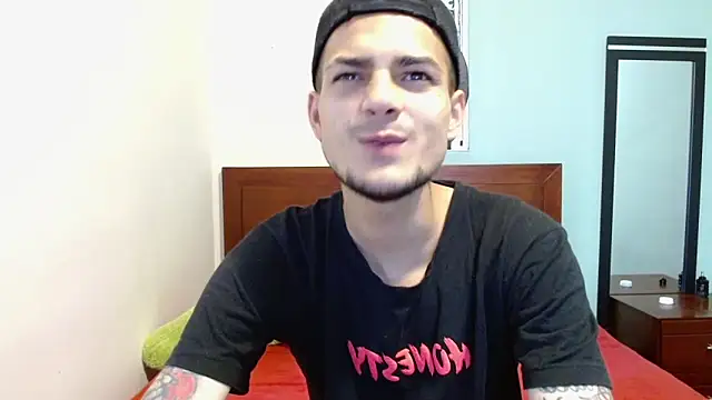 Snapshot of Jeffstyle18 chatting on 10/01/25, 09:21 Jeffstyle18 online show from 10/01/25, 09:21