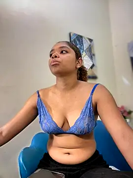 Snapshot of ChristyAddams chatting on 10/13/25, 12:38 ChristyAddams online show from 10/13/25, 12:38