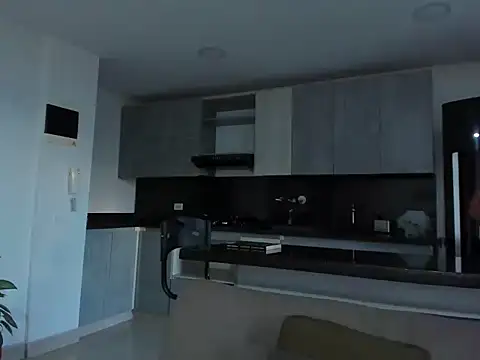 Alexander Martines online show from 11/08/25, 09:46