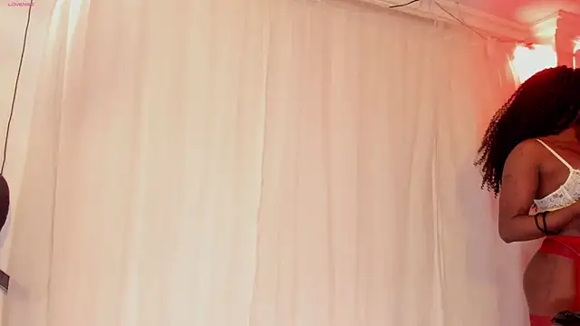 MiaKnox online show from 06/17/26, 12:13