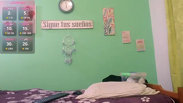 alisontitsmilk19 online show from 11/02/25, 12:46