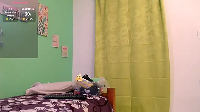 alisontitsmilk19 online show from 11/10/25, 12:42