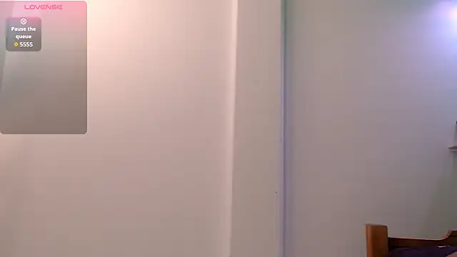 alisontitsmilk19 online show from 12/15/25, 02:16