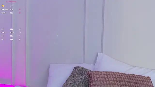 Snapshot of Mariapettit chatting on 09/20/25, 12:28 Mariapettit online show from 09/20/25, 12:28