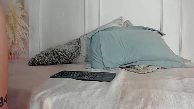 Mariapettit online show from 07/08/26, 03:00