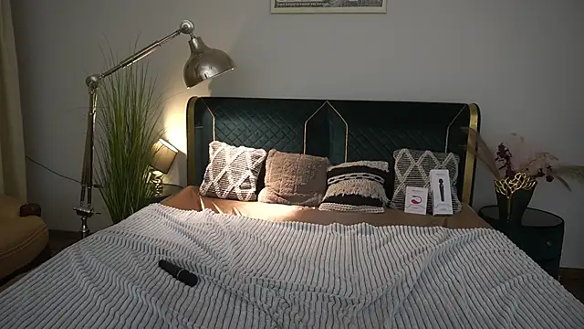 PamelaXX  online show from 05/19/26, 01:56