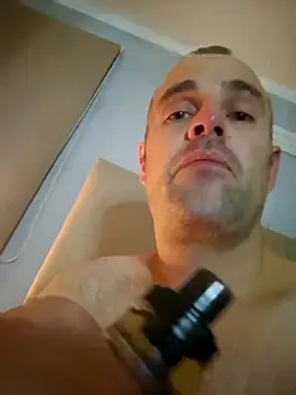 Snapshot of Dorset8360 chatting on 10/18/25, 02:58 Dorset8360 online show from 10/18/25, 02:58