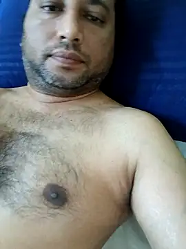 Snapshot of dilshanlove chatting on 10/19/25, 04:07 dilshanlove online show from 10/19/25, 04:07