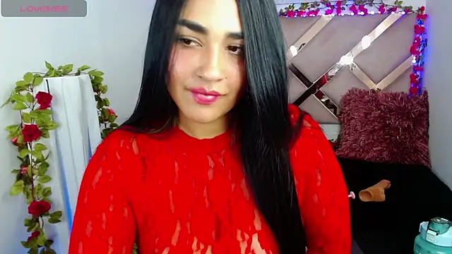 Snapshot of Charlotte_cute18 chatting on 02/25/25, 04:46 Charlotte cute18 online show from 02/25/25, 04:46