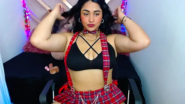 Snapshot of Charlotte_cute18 chatting on 03/20/25, 05:25 Charlotte cute18 online show from 03/20/25, 05:25