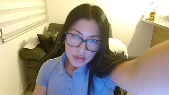 Charlotte cute18 online show from 06/22/26, 03:25