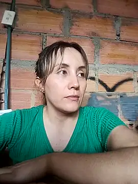 Snapshot of Isabel23zr chatting on 02/20/25, 02:24 Isabel23zr online show from 02/20/25, 02:24