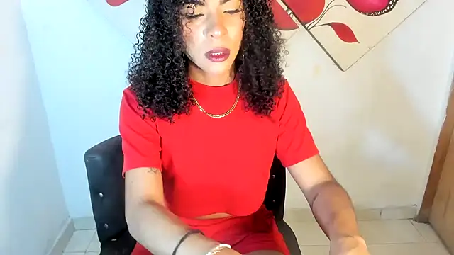naomiwildburn online show from 06/25/26, 08:13