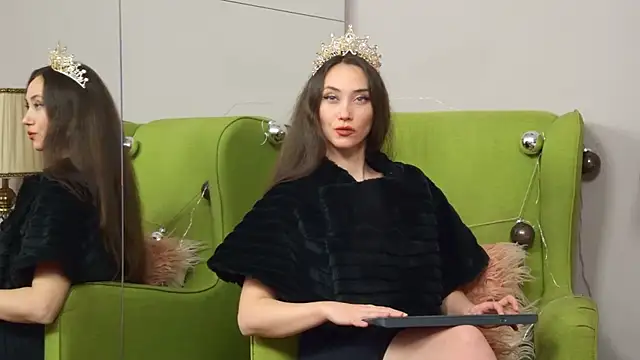 AliceMunro online show from 12/23/24, 11:49
