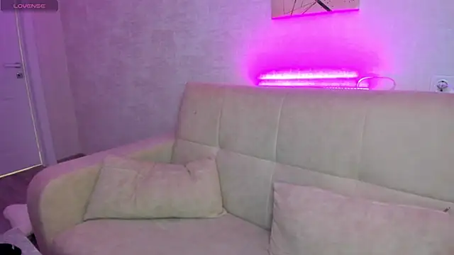 Snapshot of Stacey_Brown chatting on 12/11/24, 04:49 Stacey Brown online show from 12/11/24, 04:49