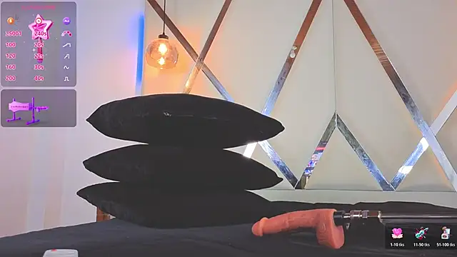 Snapshot of MarielQueenx chatting on 11/06/25, 04:24 MarielQueenx online show from 11/06/25, 04:24