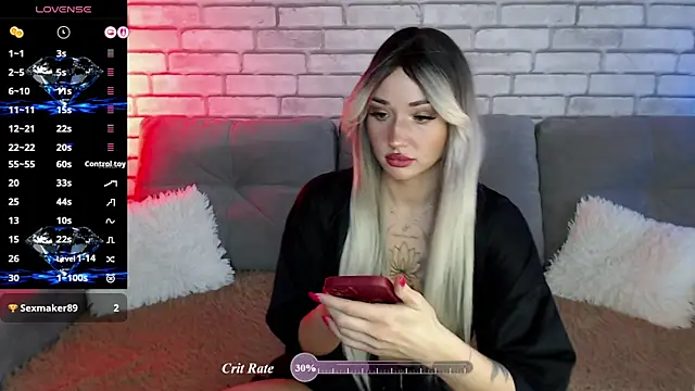 Eva Evile online show from 07/04/26, 12:55