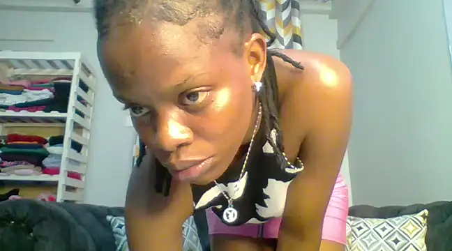 Petite 254 online show from 01/17/25, 01:03