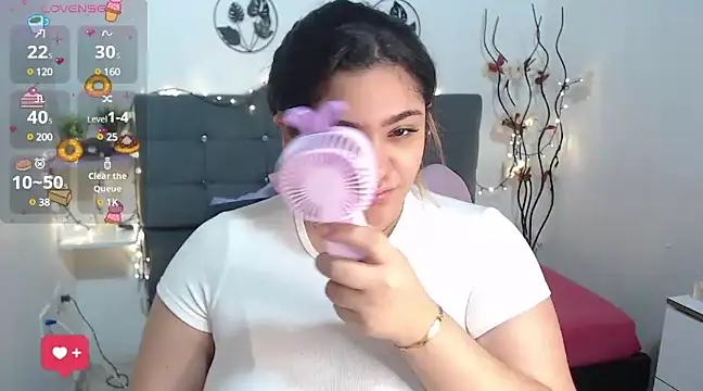 KathyGonzalez online show from 12/02/24, 11:12