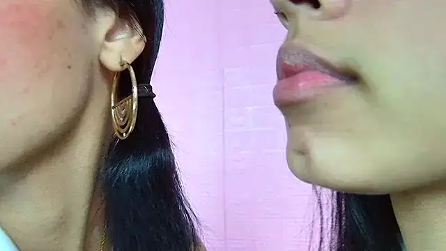 strawberrymia68 online show from 01/09/25, 01:13